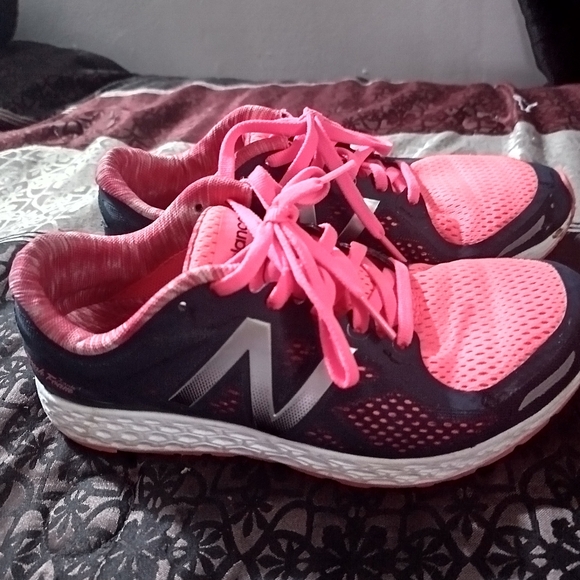 New BalanceFresh Foam ZANTE V2 W US 6.5 - Picture 2 of 3